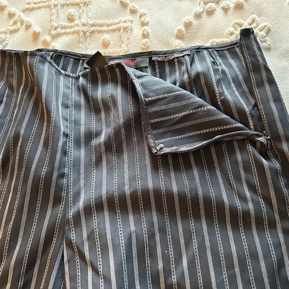 Gloria Vanderbilt Dress pants - Picture 3 of 8